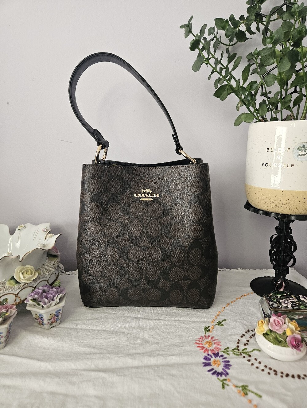 Precious Petite Coach Signature Bucket Bag! NWOT FREE SHIPPING